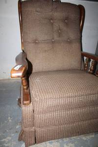 lot 46 image: Vintage Reclining Chair as shown