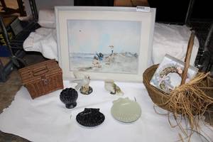 lot 109 image: Day at the Beach Print, Baskets, Trinkets