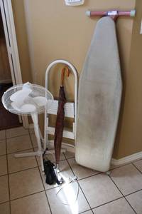 lot 29 image: Ironing Board, Pedestal Fan, Step Ladder and Umbrellas