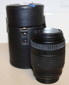 lot 67 image: Sigma 70mm Camera Lens and Case