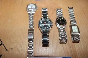 lot 88 image: Mens Watches Merona, Geneva Platinum, and Elgin Sportsman Brands
