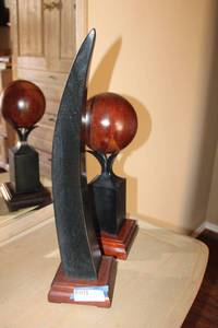 lot 92 image: Decorative Wooden Art Pieces - 17 and 22 Tall