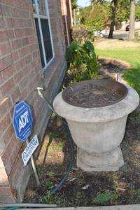 lot 174 image: LARGE Outdoor Planters, see both pictures