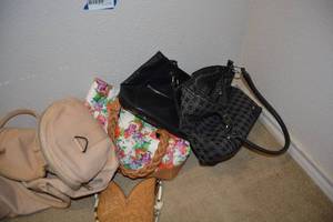 lot 107 image: Duffle Bag, Purse made out of Boot Leather, Croft & Barrow Black Purse