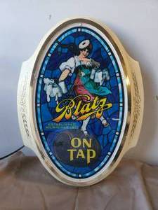 lot 2 image: Vintage Blatz Beer on tap - sign - lights up