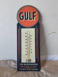 lot 62 image: Vintage Gulf oil advertisement thermometer