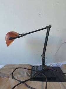 lot 73 image: Vintage desk lamp