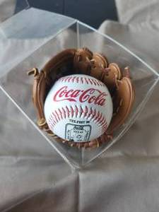 lot 84 image: Tex-fest 99, Chapter of The Collection Club - Coca Cola Baseball and glove set display