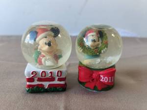 lot 87 image: Selection of 2 mini- Mickey Mouse Christmas globes - 2010 and 2011