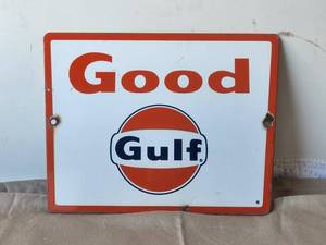 lot 89 image: Vintage metalporcelain advertisement Gulf oil sign