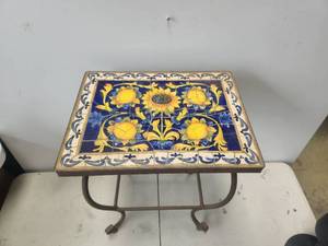 lot 199 image: Ceramic tile top small table