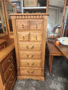 lot 205 image: Very nice Oak tall dresser - made by Oakwood Interiors - matches 203, 204