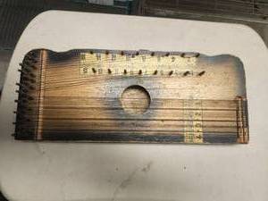 lot 267 image: Antique musical instrument - Violin-Uke - Marxochime Colony - Michigan
