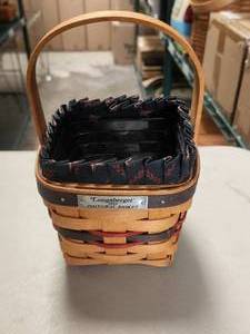lot 217 image: Longaberger Basket - 1993 Inaugural basket