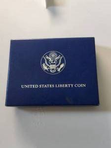 lot 308 image: 1986 United States Liberty coin - half dollar