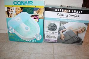 lot 21 image: Shaper Image Weighted Blanket and Conair Foot Spa (looks unopened)