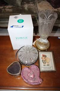 lot 154 image: 5-Candle Lead Crystal Holder, Heart Boxes, Cut Glass Table Lamp and More