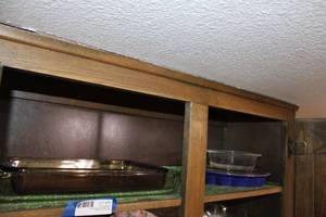 lot 76 image: Pyrex Casserole Dishes, Baking Pie Plates