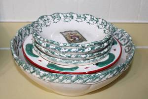 lot 81 image: Pasta Cucina Pasta Bowl Set and Jalapeno Bowl