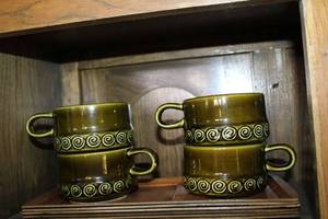 lot 99 image: Vintage Green Soup Mugs and Sandwich Trays