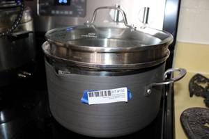 lot 132 image: Calphalon Classic 7Qt. Pot with Strainer
