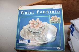 lot 171 image: Indoor Porcelain Water Fountain
