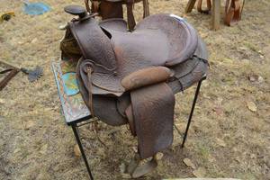 lot 8 image: Horse Saddle with Swirl Design Leather