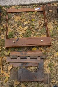 lot 257 image: Wooden Gun Racks