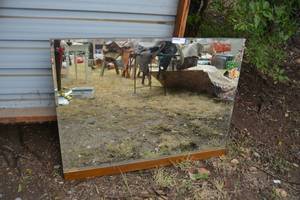 lot 268 image: Beveled Dresser or Wall Mirror