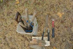 lot 290 image: Bucket of Tools, see pictures