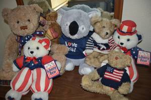 lot 224 image: Teddy Bears Red, White and Blue Bears, Liberty Bears, 2002 Wish Bear, and Plush Koala