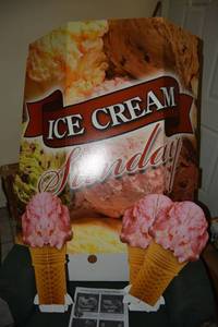 lot 49 image: PromoWorks Ice Cream Sunday Cardboard Stand