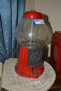 lot 48 image: Gum Ball Machine