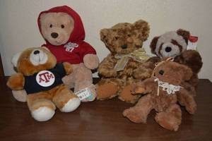 lot 235 image: Texas A&M Bear, Heartcraft Collection Bears, Hoodie Bear