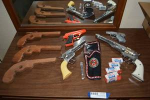 lot 70 image: Pop Gun Collection and Decorative Wooden Guns