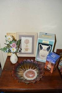 lot 125 image: Colored Glass Flower Shaped Bowl, Porcelain Vases, Colonial Table Lamp and Wall Pictures