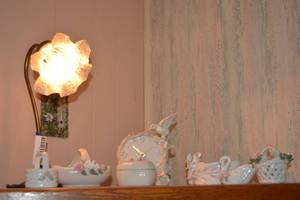 lot 202 image: White and Pink Flower Ceramic Set, Desk Lamp, Wall Thermometer