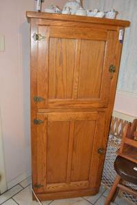 lot 203 image: Vintage Oak Ice Box Cabinet Repurposed (Contents Sold Separately) 27W x 15D x 61H PLEASE PICKUP LATE SATURDAY OR SUNDAY