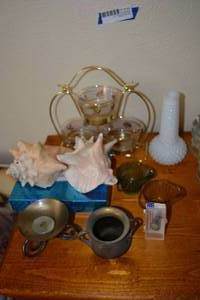 lot 144 image: Conch Shells, Hobnail Vase, Mid-Century Set of 3 Drinking Glasses and Rack