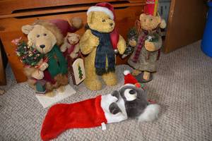 lot 146 image: Christmas Bears and Koala Stocking