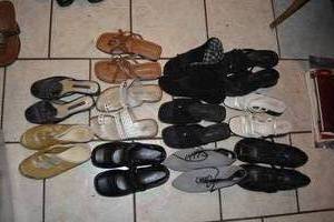 lot 323 image: Womens Shoes Size 6.5 to 7