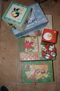 lot 341 image: Christmas Gift Boxes