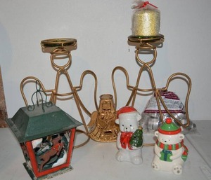 lot 354 image: Wire Angel Candle Holders, Christmas Lantern, Tea Light Holders and Extra Tea Lights