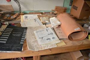 lot 488 image: Leather Crafting Lot Manuals, Leather Piece