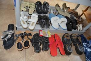 lot 384 image: Shoes and Slipper Lot Sizes 6 to 7