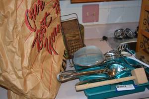 lot 399 image: Kitchen Lot Silverware Tray, Utensils, and Vintage Silverware Set