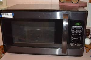 lot 406 image: Hamilton Beach Microwave