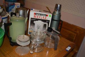 lot 422 image: Coffee Pot Lot Vintage Pyrex Glass Percolator, Mid-Century Coffee Pots, Regal Poly Perk, and Thermos
