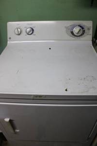 lot 575 image: GE Dryer Model DBSR453EB0WW PLEASE PICKUP LATE SATURDAY OR SUNDAY