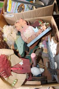 lot 552 image: Decorative Wood Decorations Cats, Angel, Paper Towel Holder